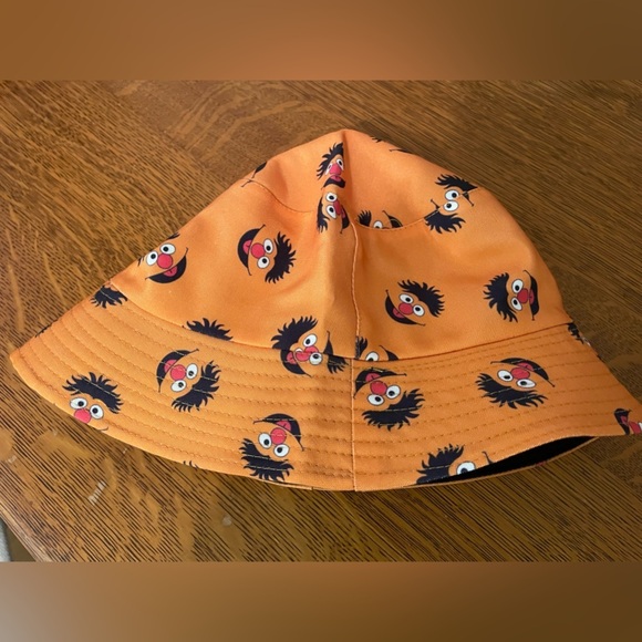 Ernie Bucket Hat Orange Black Reversible Unisex Sesame Street Cartoon Fisherman - Picture 2 of 14